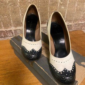 Vintage 1950's Black and White Shoes Size 5